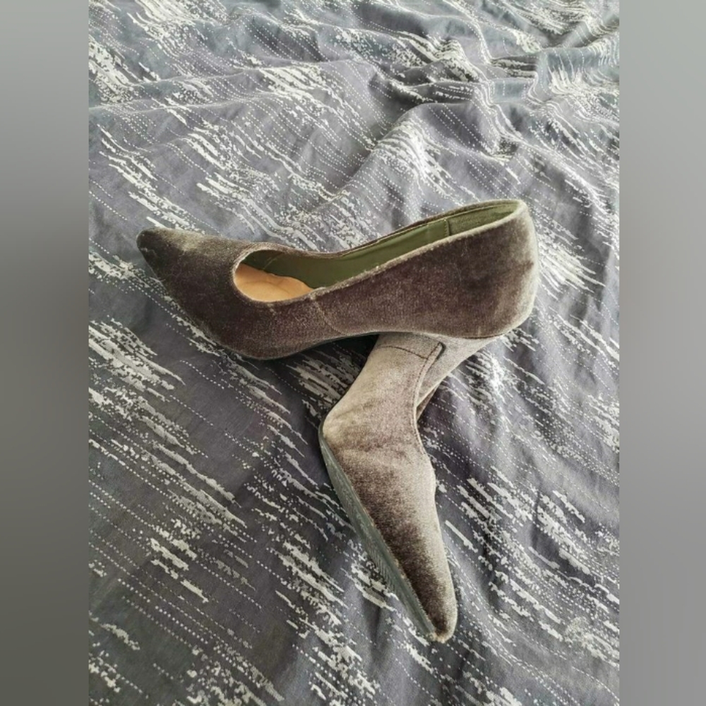 Olive Green Swuede Heels